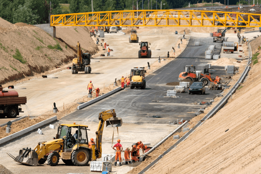 Baumaschinenhersteller stellt seine Engineering-Organisation für zukünftige Herausforderungen neu auf